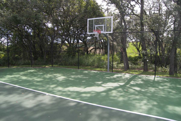 /hotelphotos/thumb-700x466-166202-122-Emerald-Island-Basketball-Court.jpg