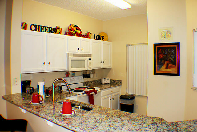 2767-kitchen.jpg