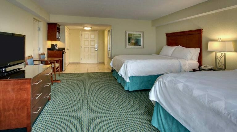 Hyatt-Lake-Buena-Vista-Hotel-Guest-Room_Double-Queen-Standard-2