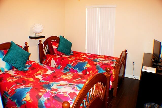 Twin Bedroom for Orlando Vacation Home
